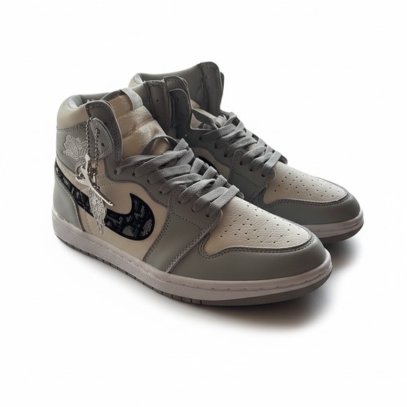 🆕 Jordan x Dior Style Grey/White Leather Air Jordan 1 Retro High Top Sneakers 🆕